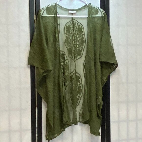 Maurices Short Sleeve All Lace Embroidery Open Front Split Side Cardigan Kimono - Picture 3 of 14